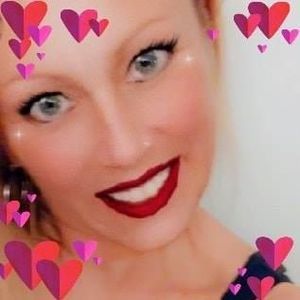 Meet your Posher, Paula